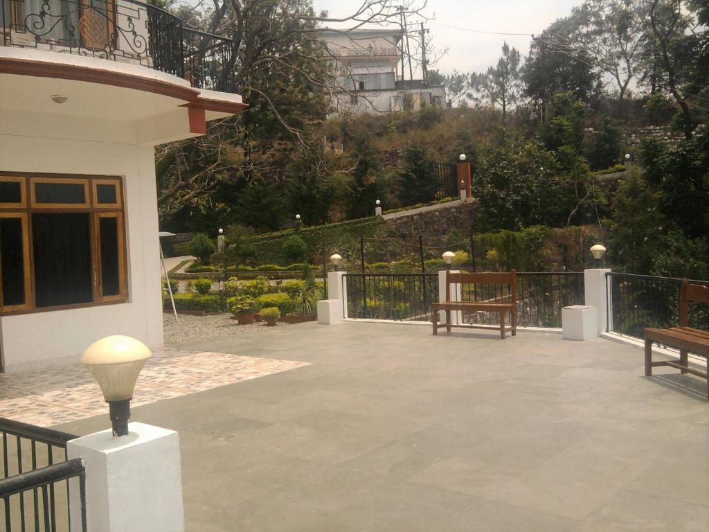 Sapphire Inn Bhīm Tāl 외부 사진
