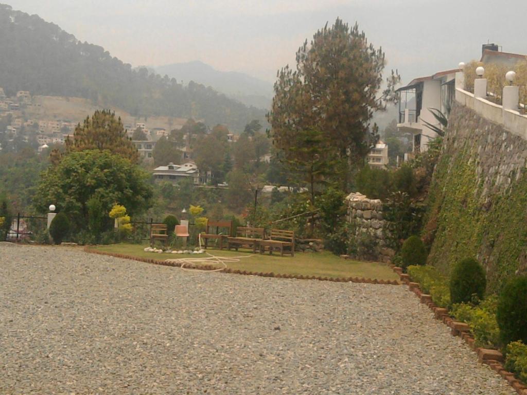 Sapphire Inn Bhīm Tāl 외부 사진